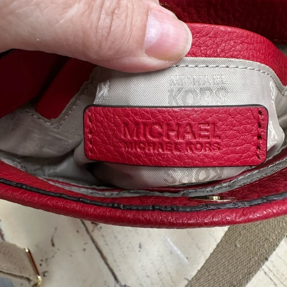 Michael Kors 🔥 gorgeous